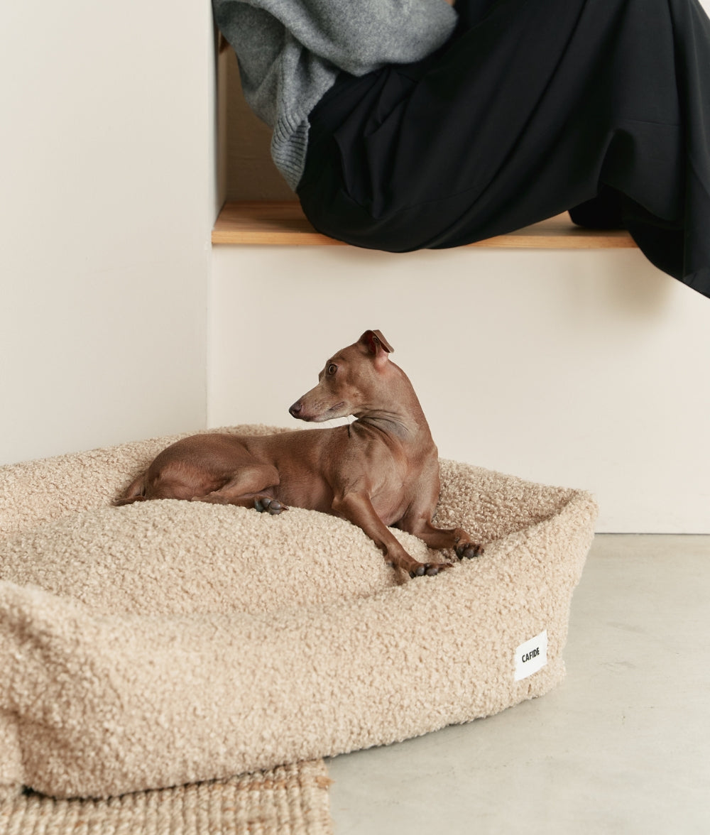Beige Fleece Dog Bed, Snozy