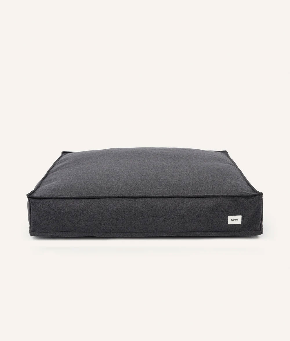 Anthracite Black Dog Bed, Cuadra