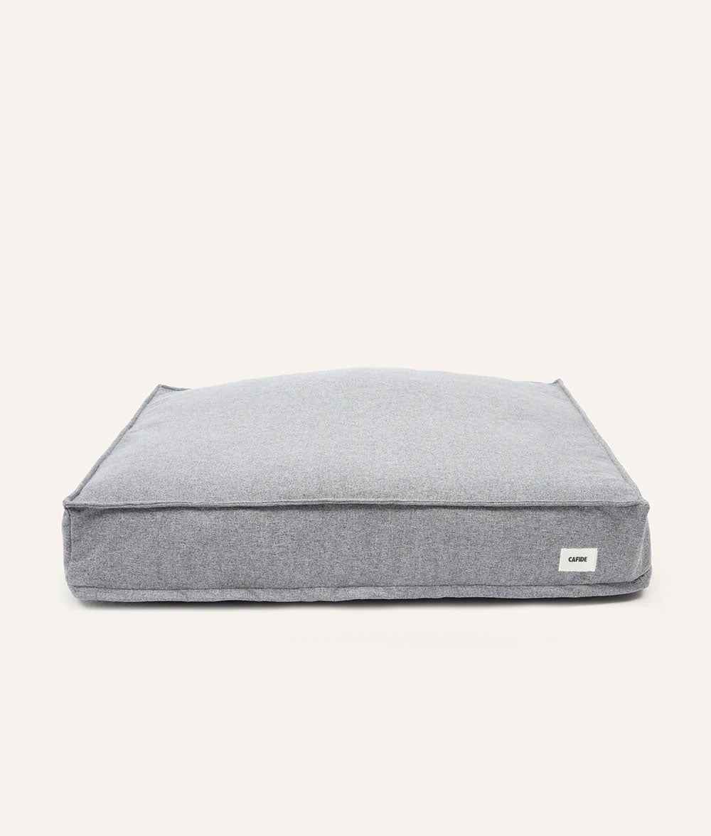 Graues Hundebett, Cuadra