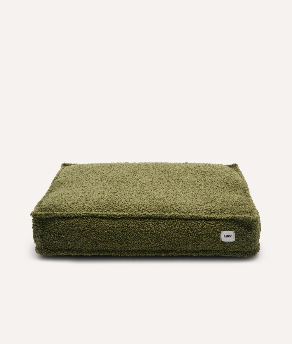Green Fleece Dog Bed, Cuadra