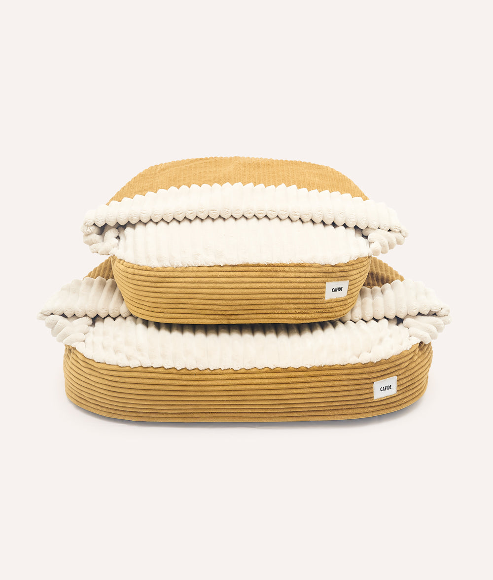 Senfgelbes Hundebett mit Kapuze aus Cord, Maso