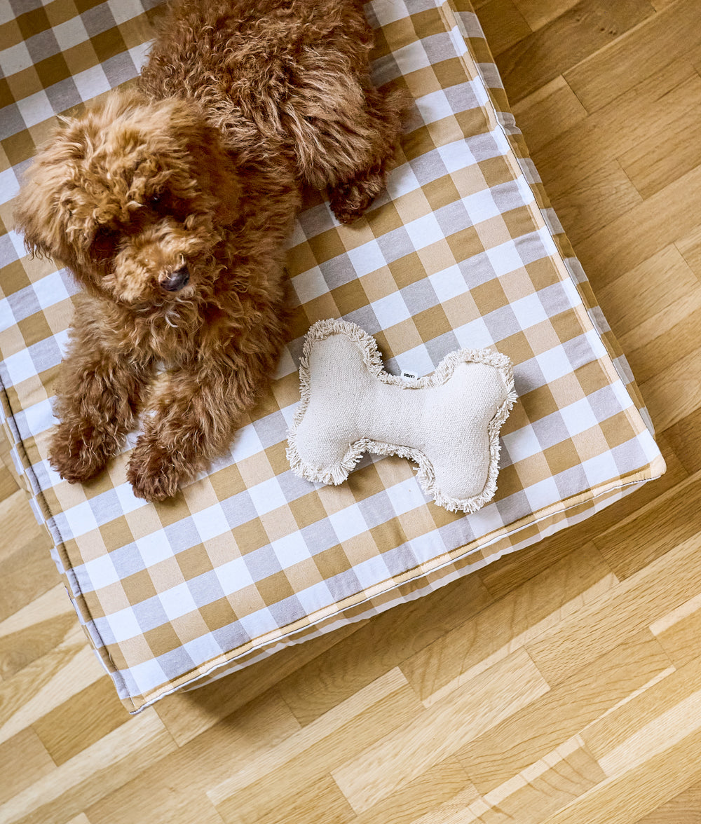 Vichy Mustard Dog Bed, Cuadra