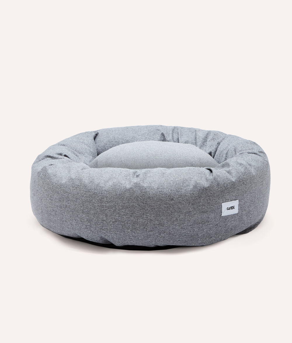 Graues Chenille-Hundebett, Nuba
