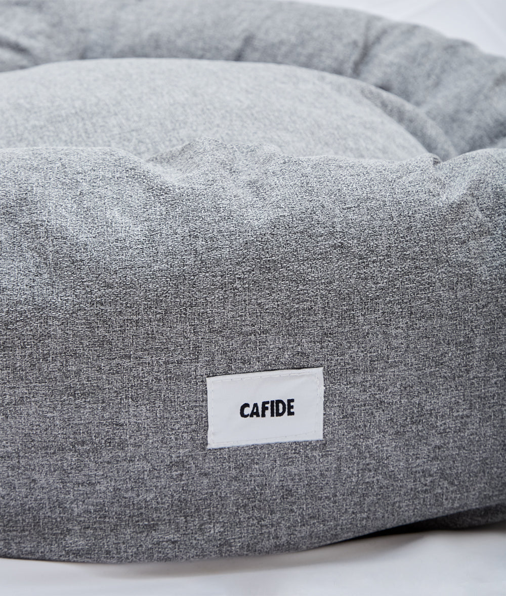 Lit pour chien en chenille grise, Nuba