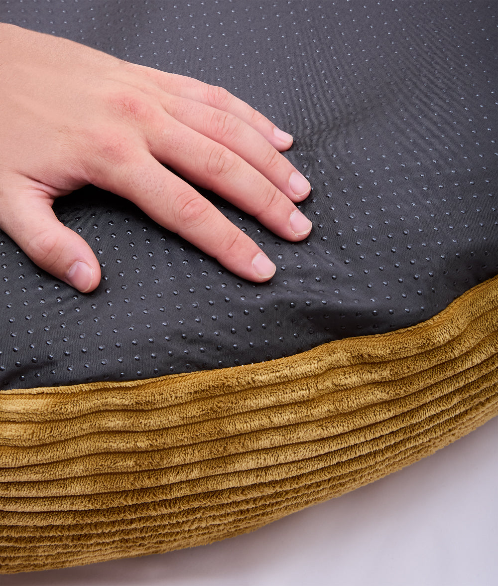 Lit pour chien en velours côtelé moutarde, Nuba