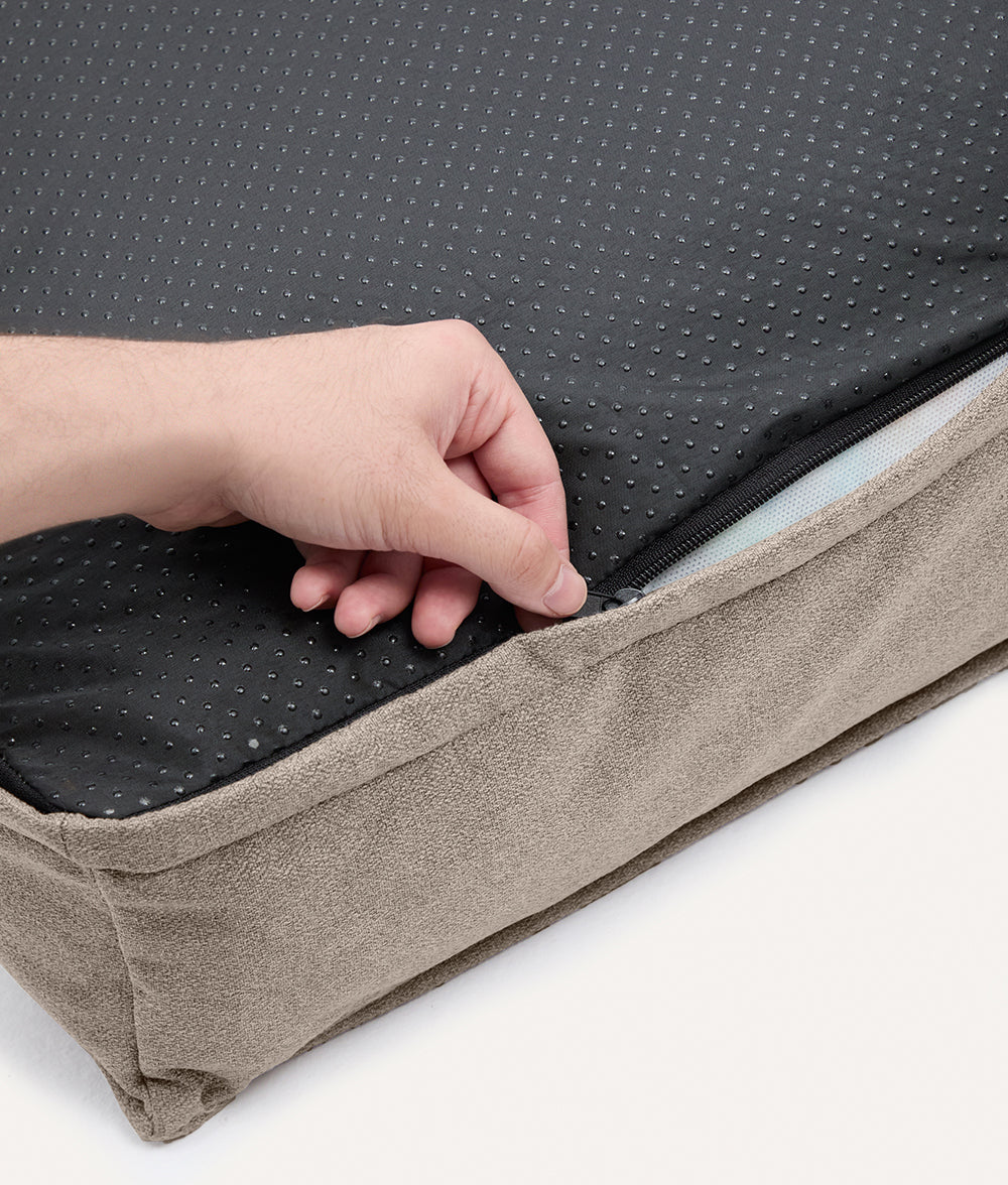 Beiges Hundebett, Cuadra