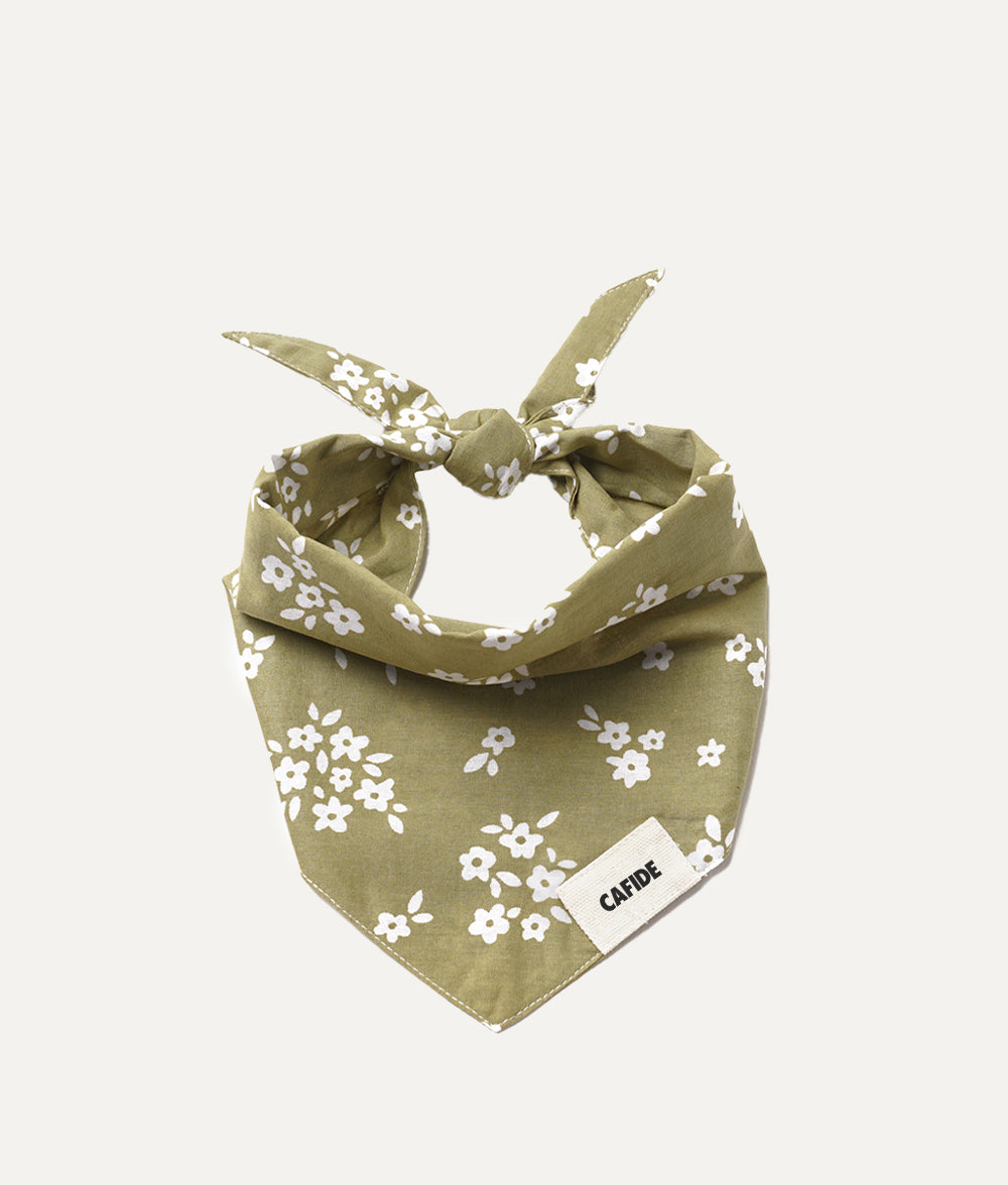 Hundehalstuch mit grünem Blumen-Design, Nata