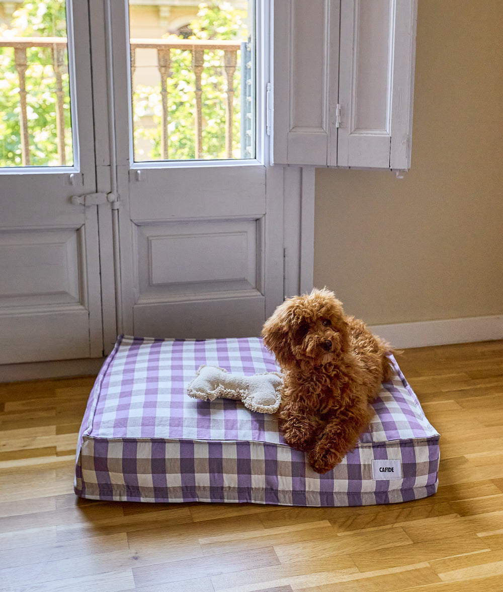 Vichy Violett Hundebett, Cuadra