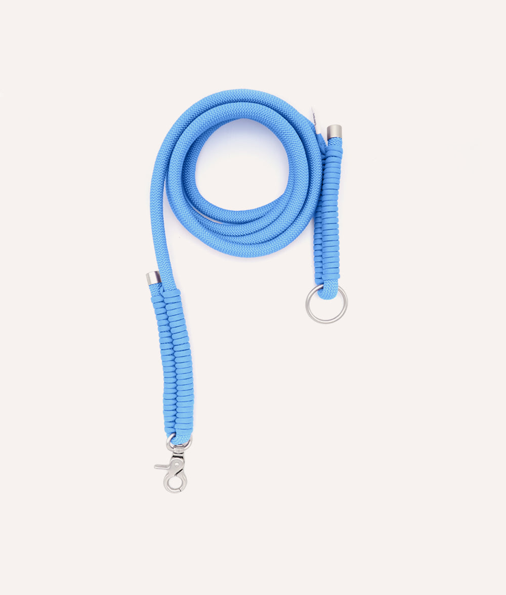 Blue Extension, Ona