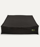 Schwarzes Hundebett, Cuadra